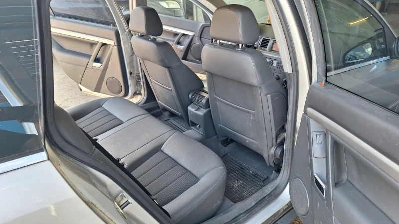 Opel Vectra Комби, снимка 11 - Автомобили и джипове - 53282423