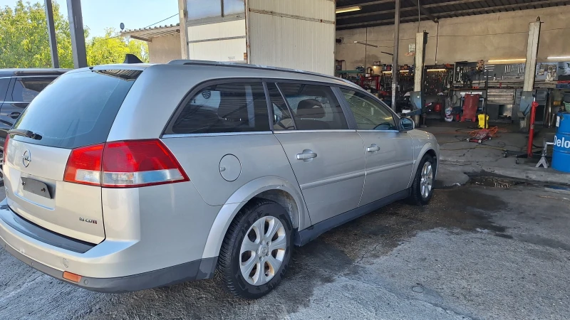 Opel Vectra Комби, снимка 5 - Автомобили и джипове - 53282423