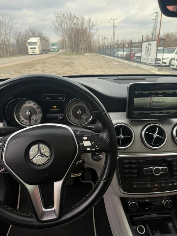 Mercedes-Benz CLA 250  - изображение 7