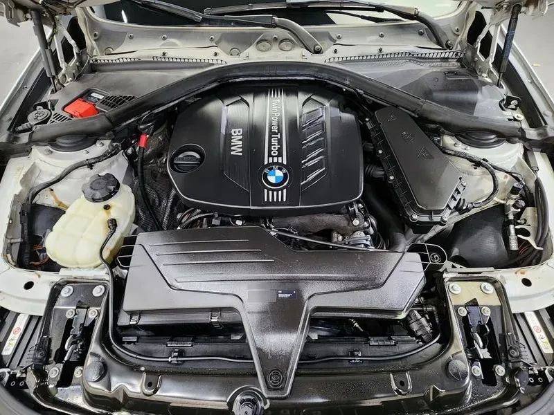 BMW 320 d - САМО 30% АВАНС, снимка 6 - Автомобили и джипове - 56016281