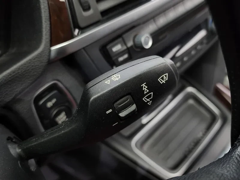 BMW 320 d - САМО 30% АВАНС, снимка 16 - Автомобили и джипове - 56016281