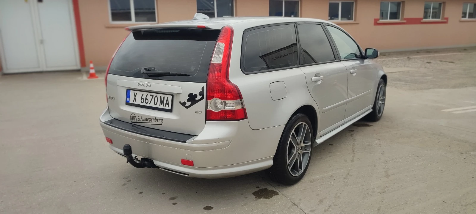 Volvo V50  - изображение 3