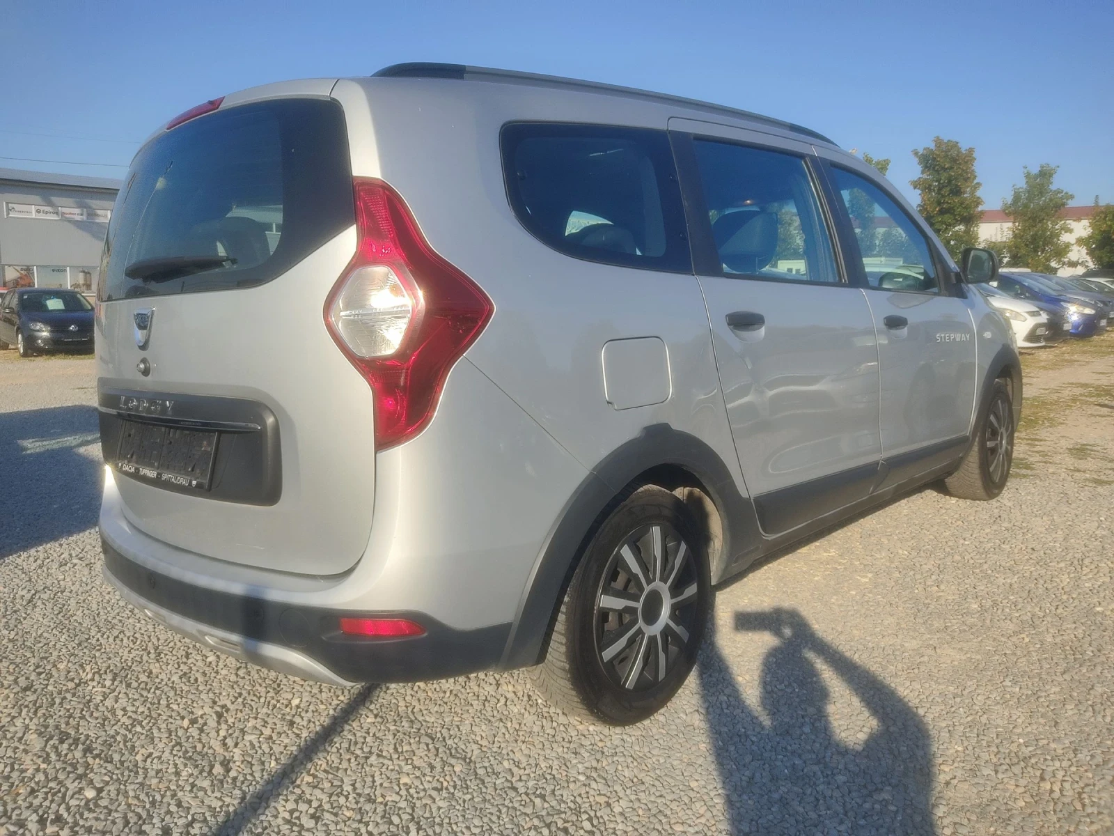 Dacia Lodgy 1.5DCi/STEPWAY/7 МЕСТА/NAVi/EURO 6/110K.C./ - изображение 5