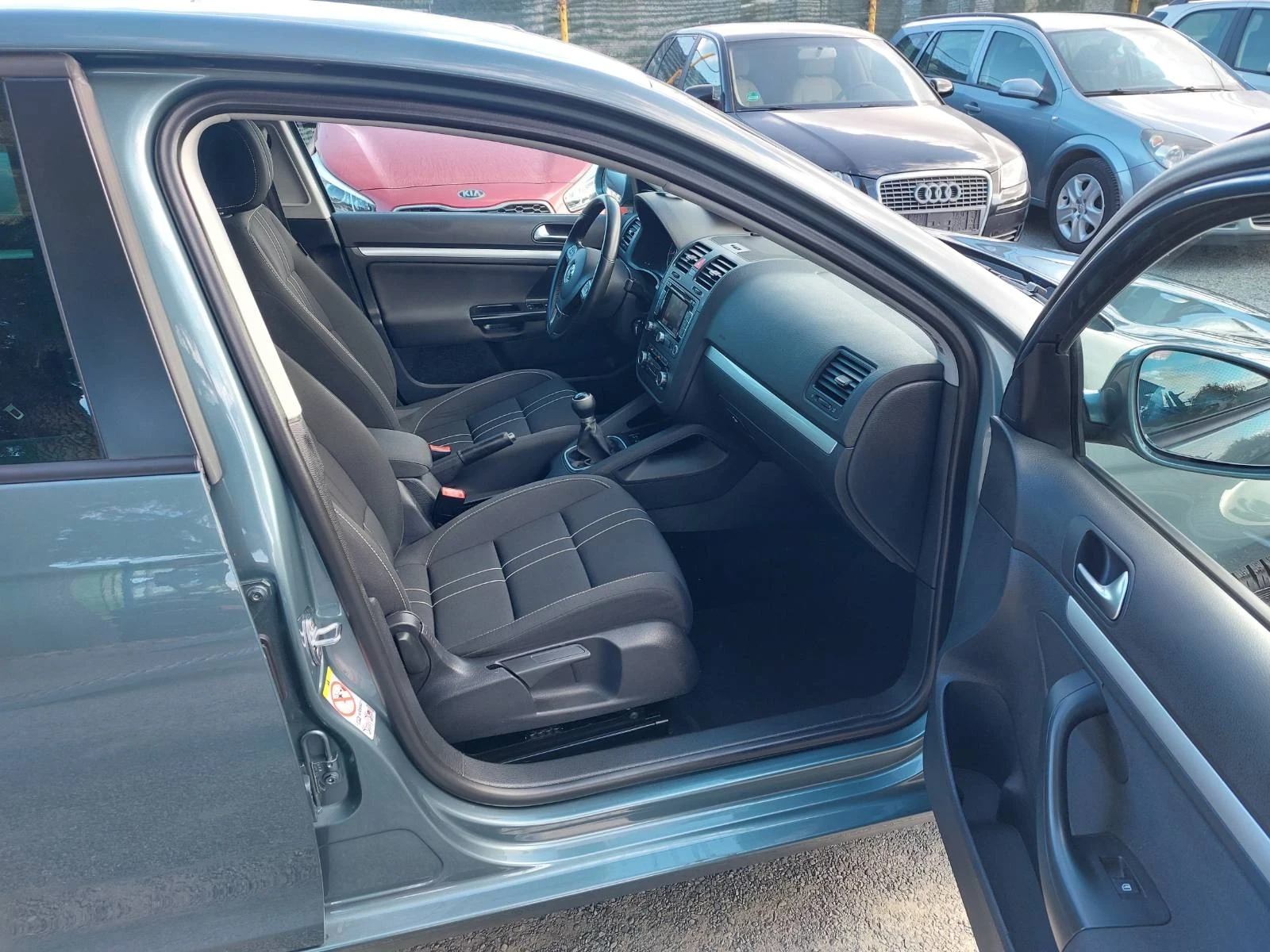 VW Jetta 1.4, вер.мотор, 6ск | Mobile.bg — изображение 15