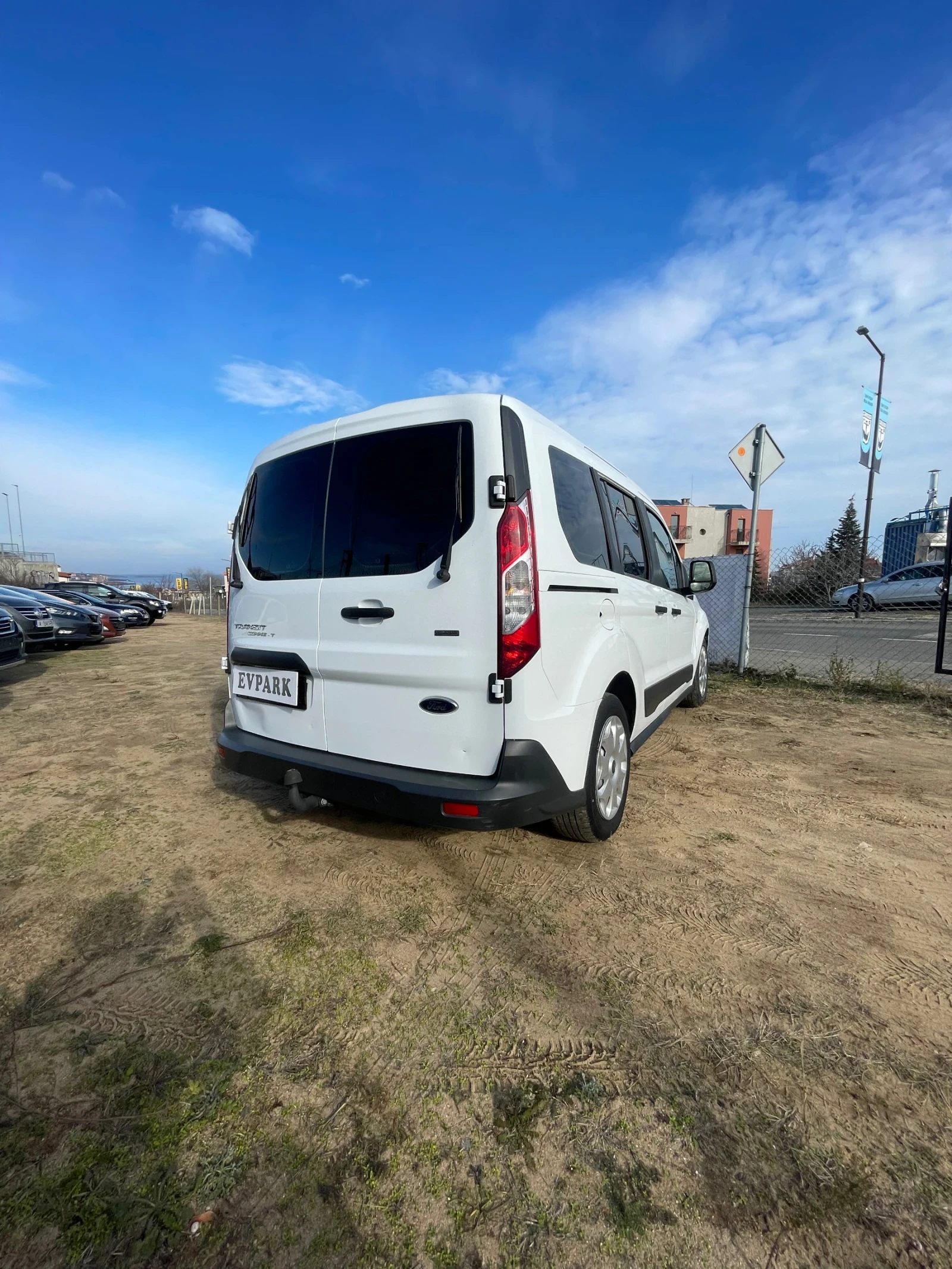 Ford Connect 1.6 TDCI - изображение 9