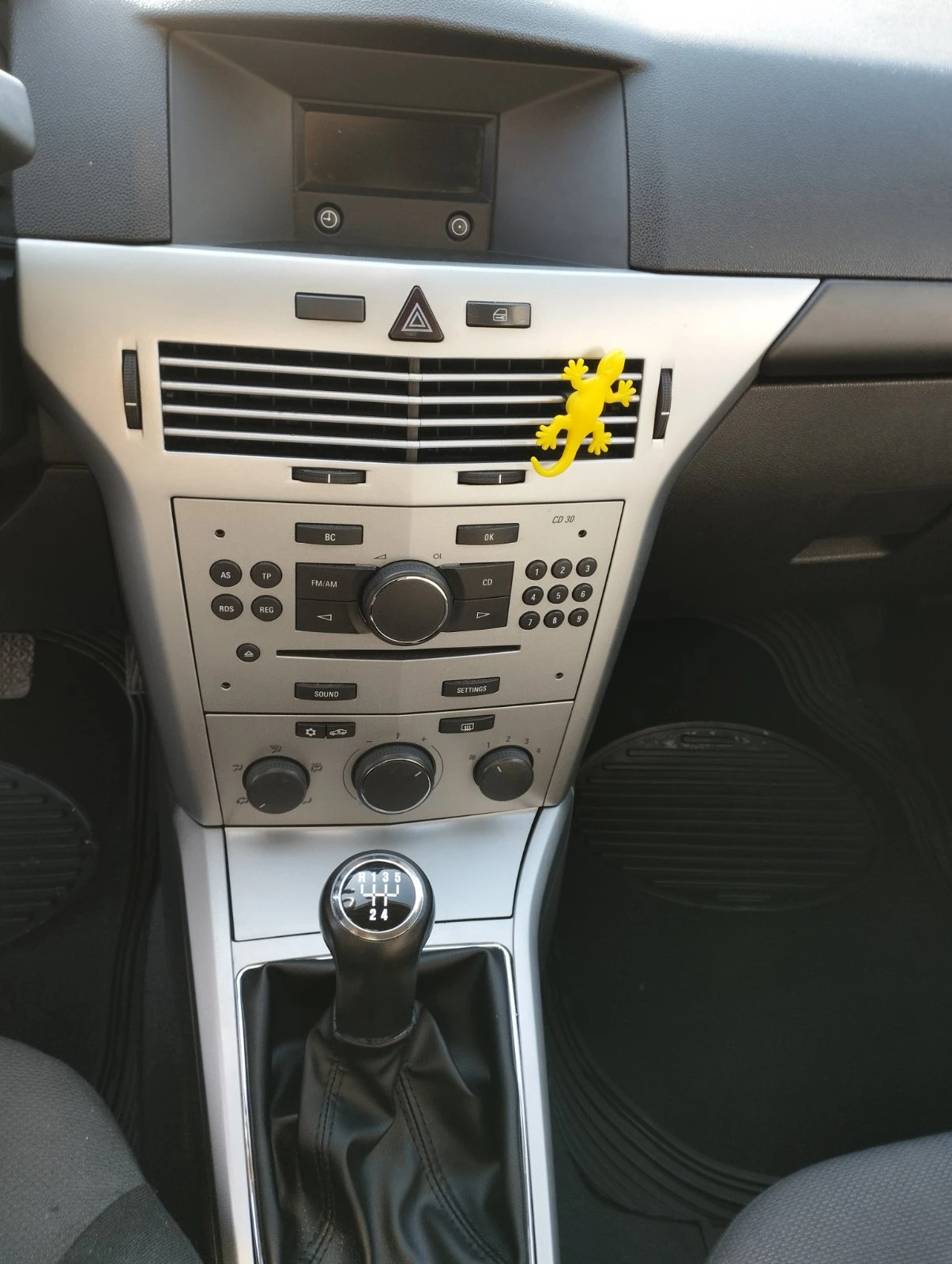Opel Astra 1.6 16v - изображение 6