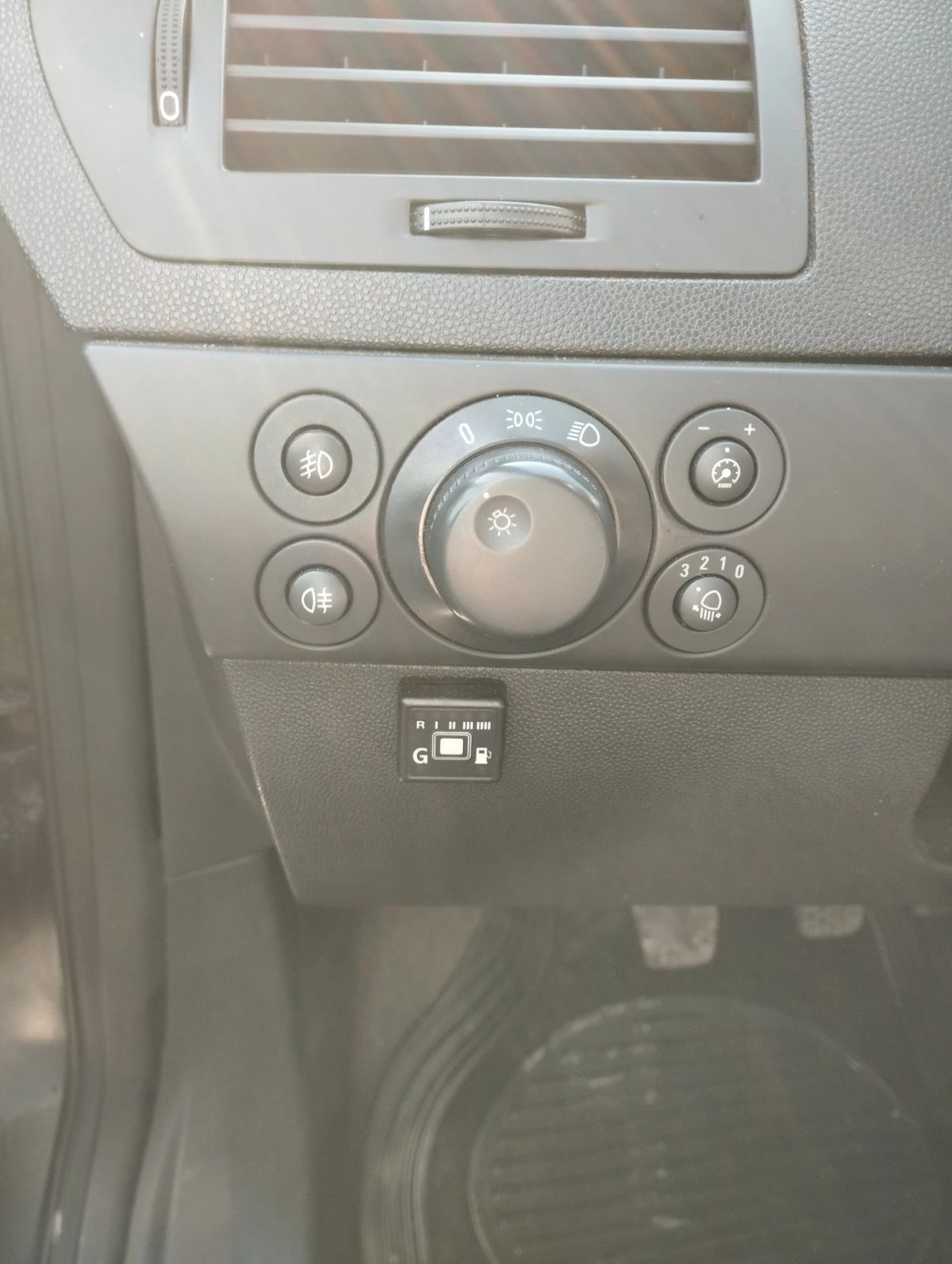 Opel Astra 1.6 16v - изображение 4
