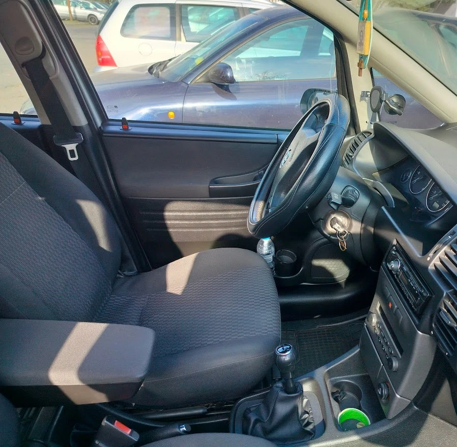 Opel Zafira  - изображение 2