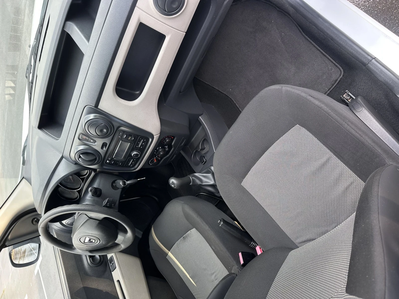 Dacia Dokker 1.5  dCi pick up  - изображение 9