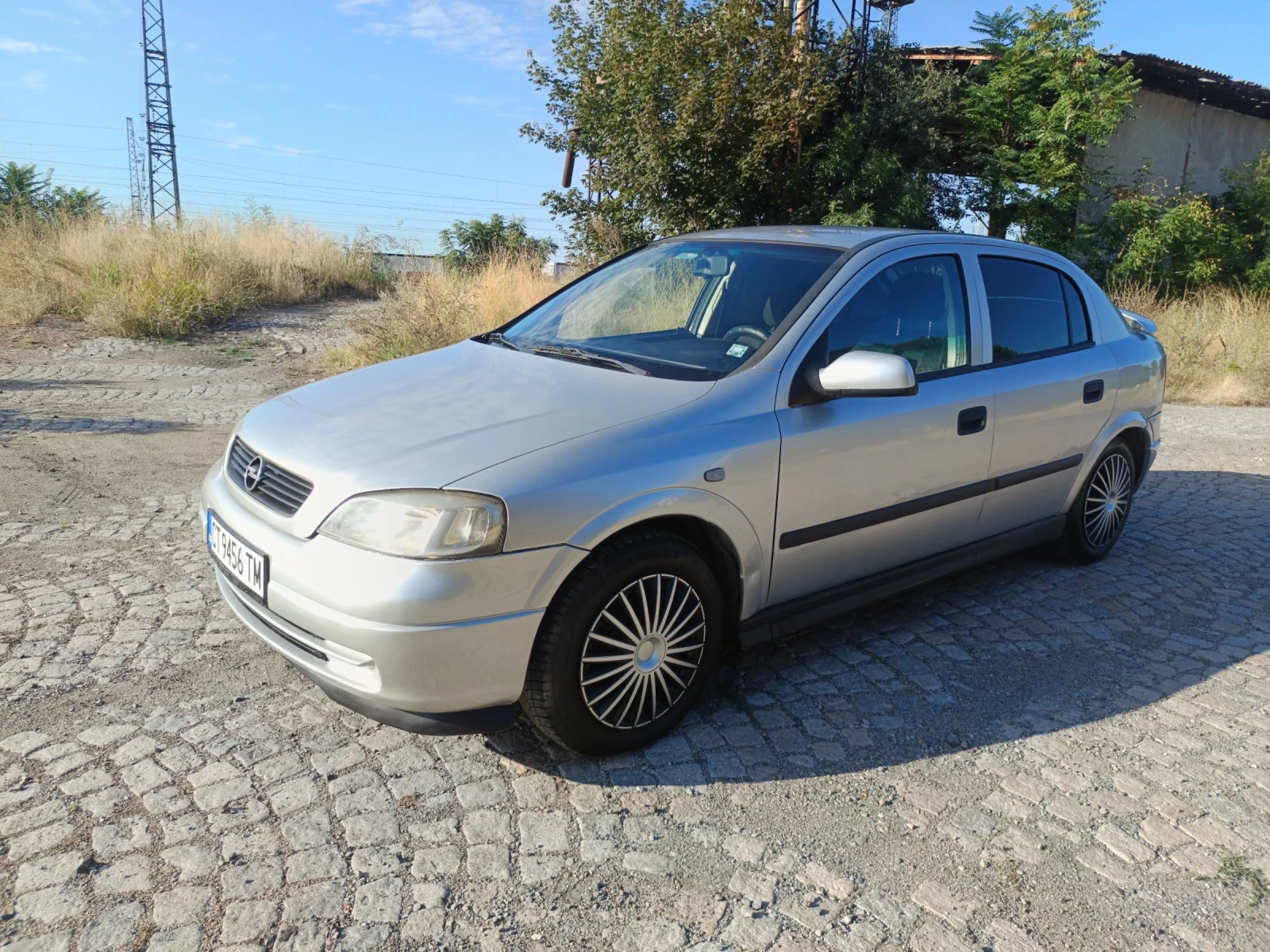 Opel Astra 1.6  M, i-ГАЗ КЛИМА - изображение 9