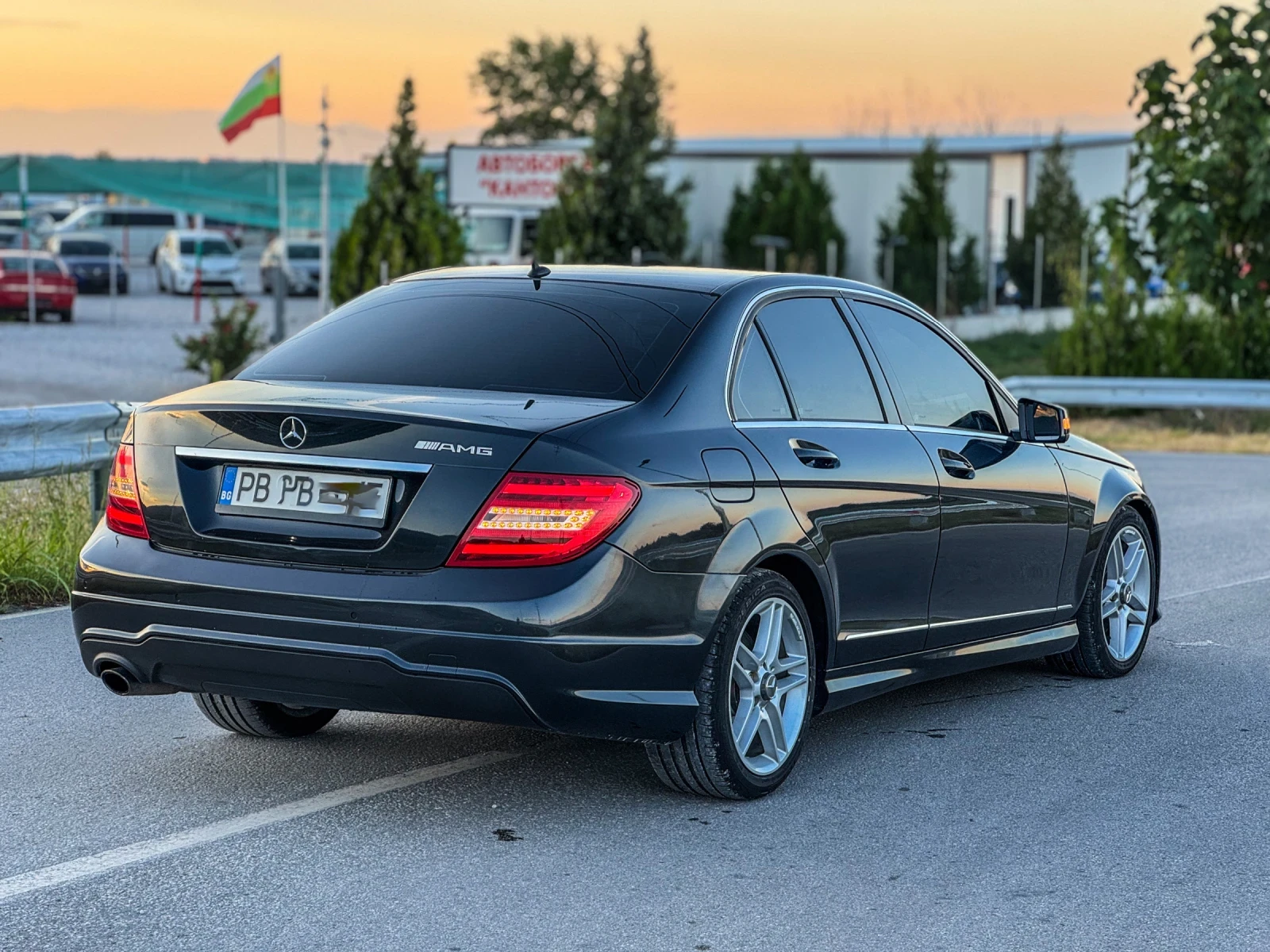 Mercedes-Benz C 220 4 MATIC AMG - изображение 4