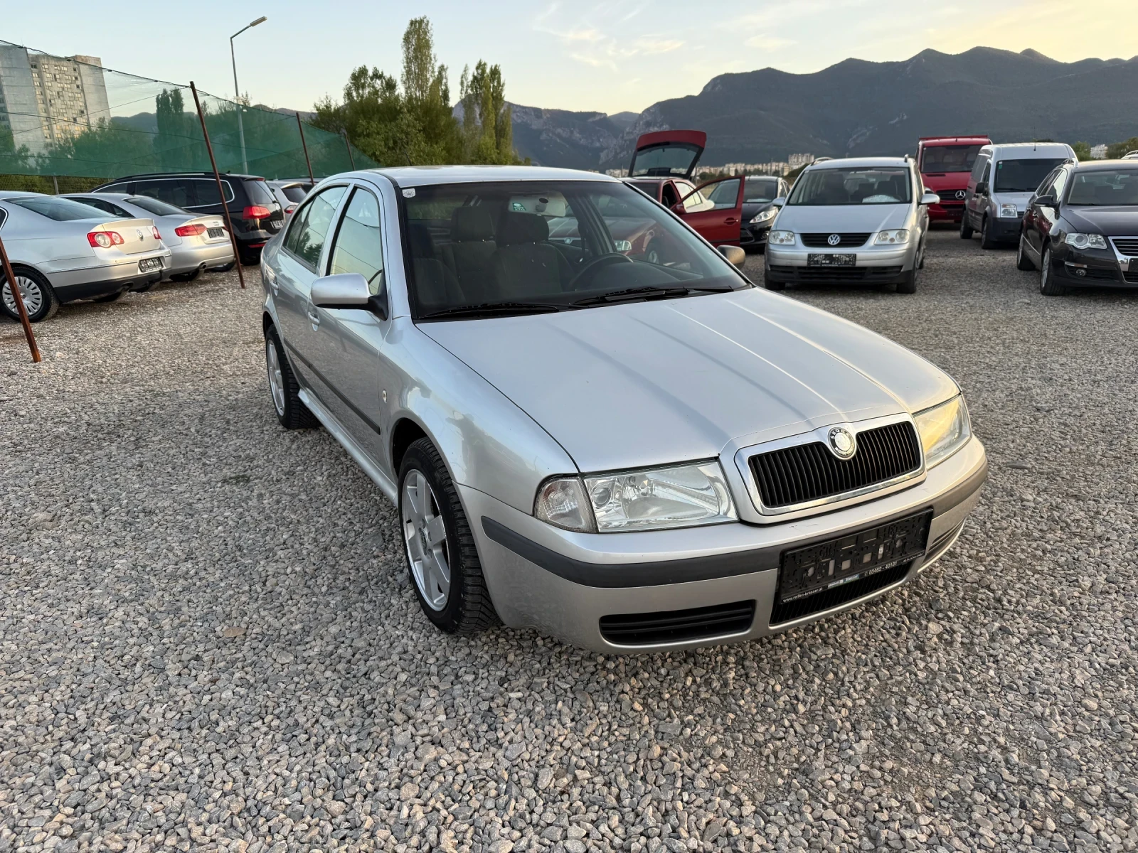 Skoda Octavia 1.9TDI-90PS-КЛИМАТРОНИК - изображение 3