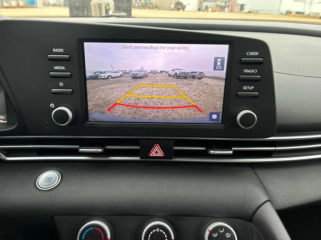 Hyundai Elantra * Preferred * CARFAX *    | Mobile.bg   14