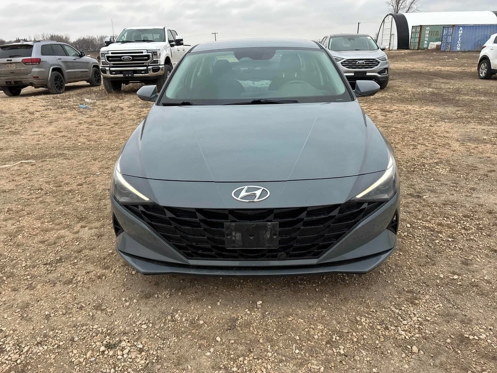 Hyundai Elantra * Preferred * CARFAX *    | Mobile.bg   6