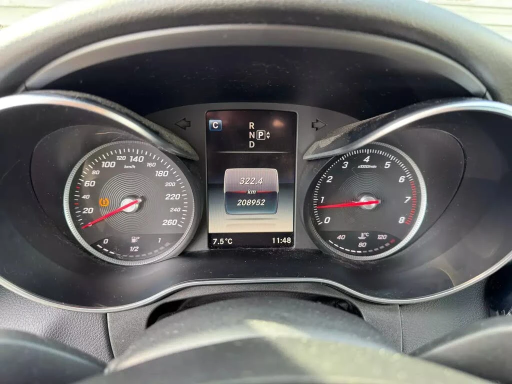 Mercedes-Benz C 300 4MATIC AMG* KEYLESS* ПОДГРЕВ* КАМЕРА* МЪРТВА ТОЧКА - изображение 8