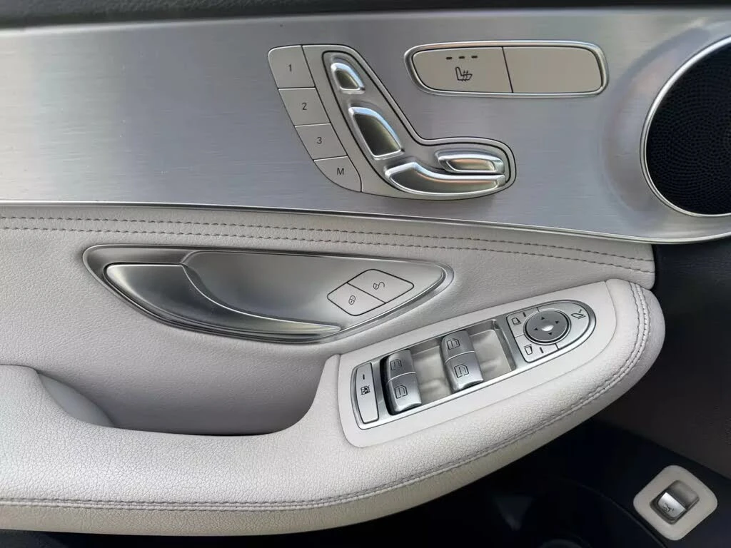 Mercedes-Benz C 300 4MATIC AMG* KEYLESS* ПОДГРЕВ* КАМЕРА* МЪРТВА ТОЧКА - изображение 5