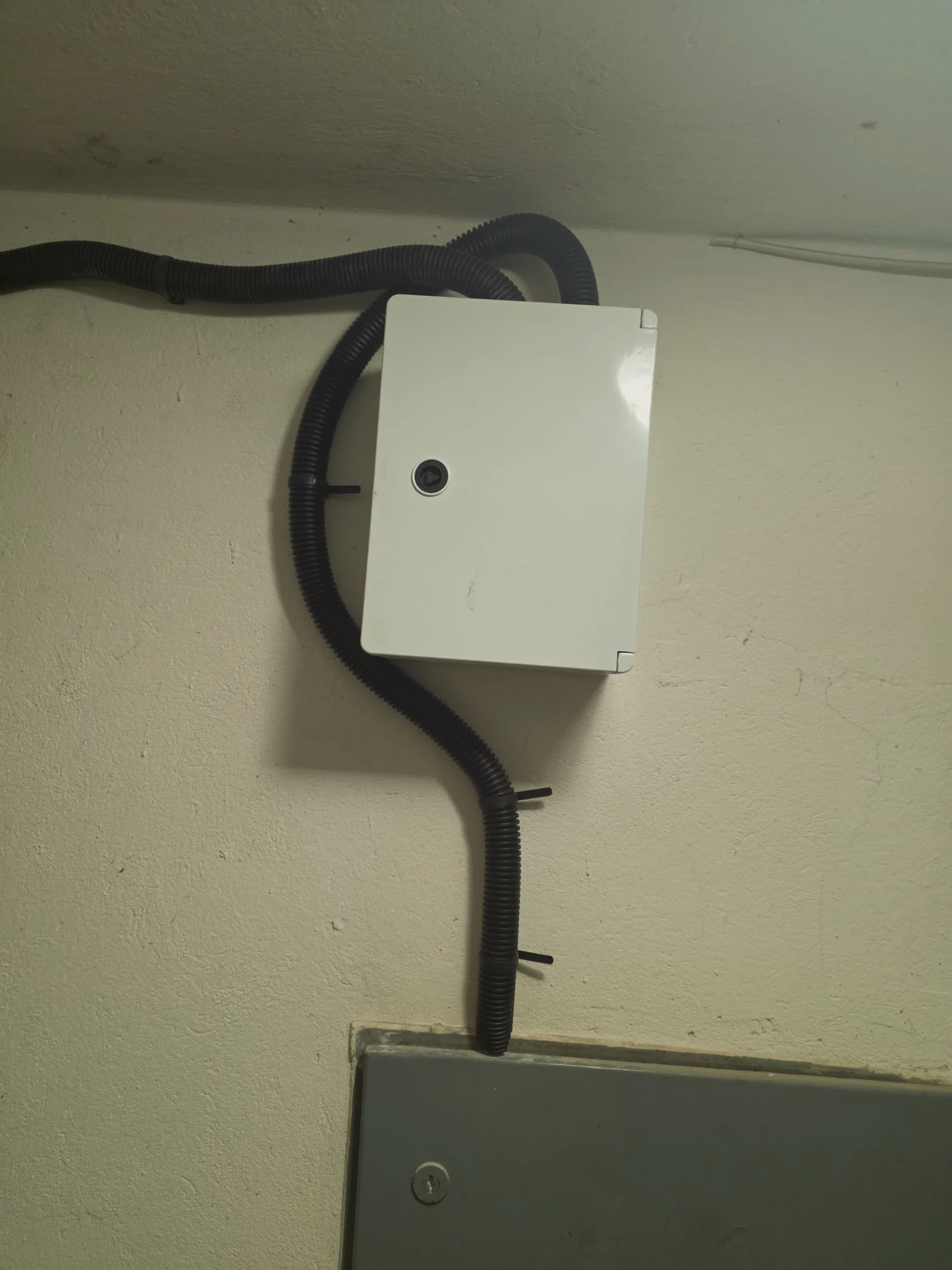 VW ID.3 Pro с каско, снимка 14 - Автомобили и джипове - 53396804