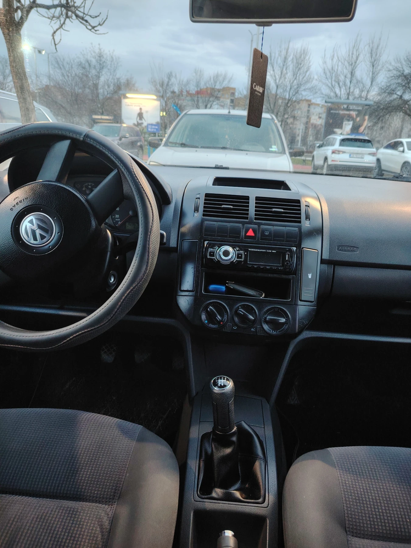 VW Polo, снимка 10 - Автомобили и джипове - 53727025
