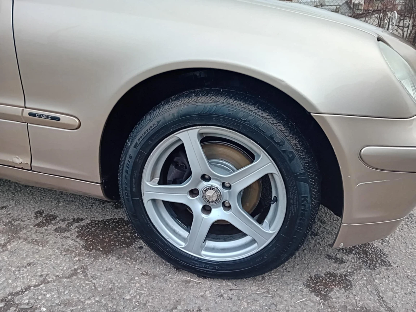 Mercedes-Benz C 200, снимка 6 - Автомобили и джипове - 53841880