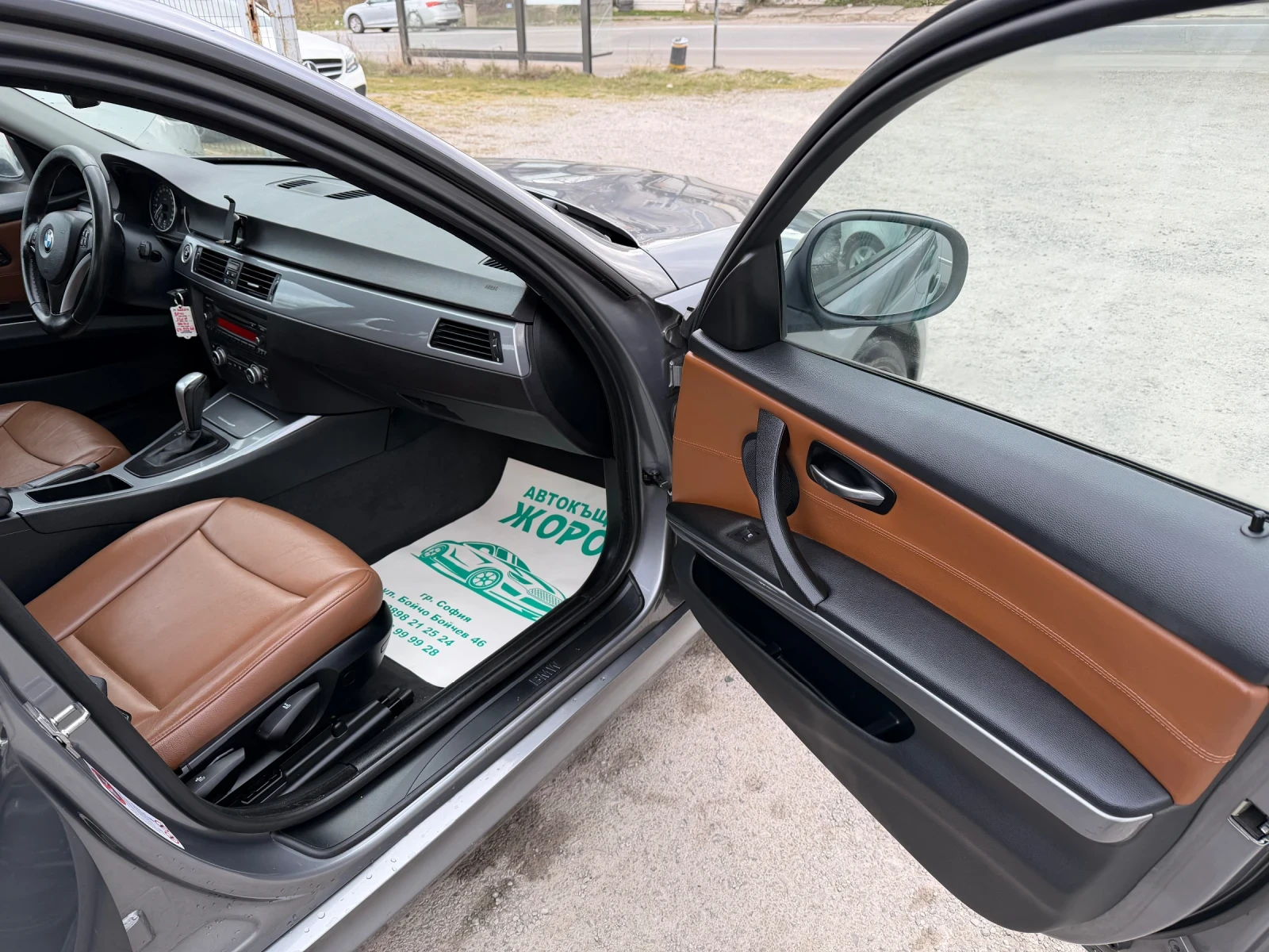 BMW 320 ANGEL EYES , АВТОМАТ, ПАРКТРОНИК, КОЖА, снимка 7 - Автомобили и джипове - 53936943