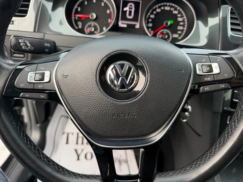 VW Golf Comfortline* FWD* АвтоКредит* (ЦЕНА ДО БГ), снимка 9 - Автомобили и джипове - 54155855