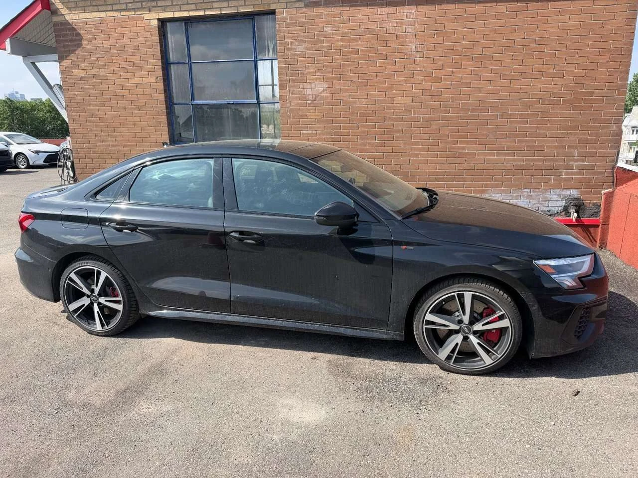 Audi S3 /CAMERA/DISTRONIC/FACELIFT/ЦЕНА ДО БГ , снимка 2 - Автомобили и джипове - 55009566