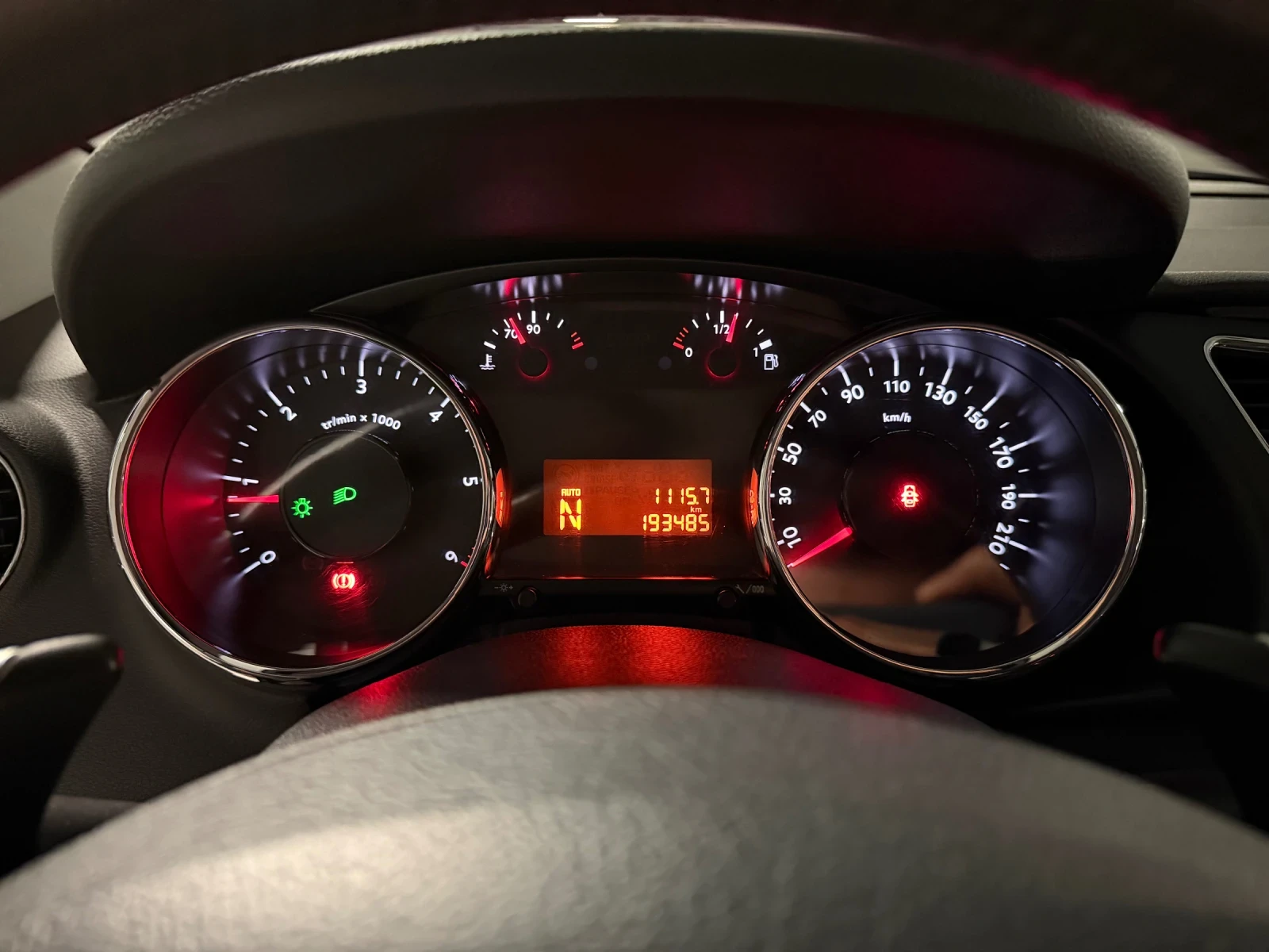 Peugeot 3008, снимка 10 - Автомобили и джипове - 56140570