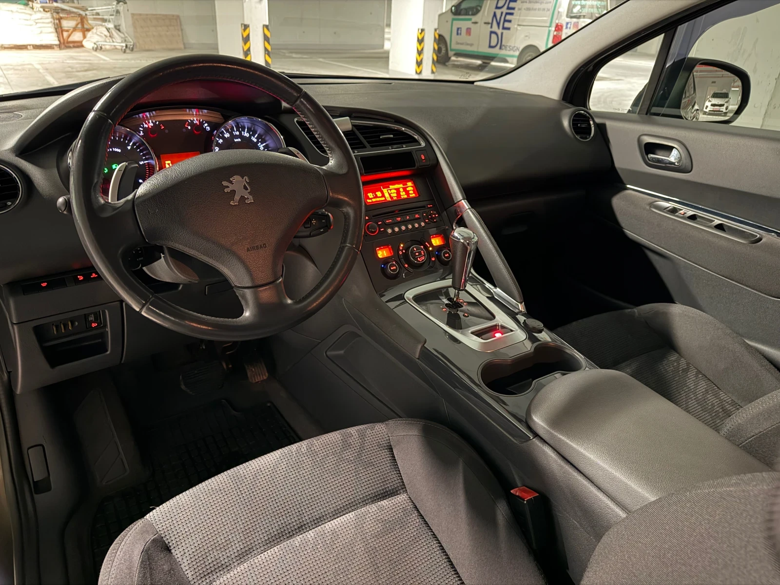 Peugeot 3008, снимка 7 - Автомобили и джипове - 56140570