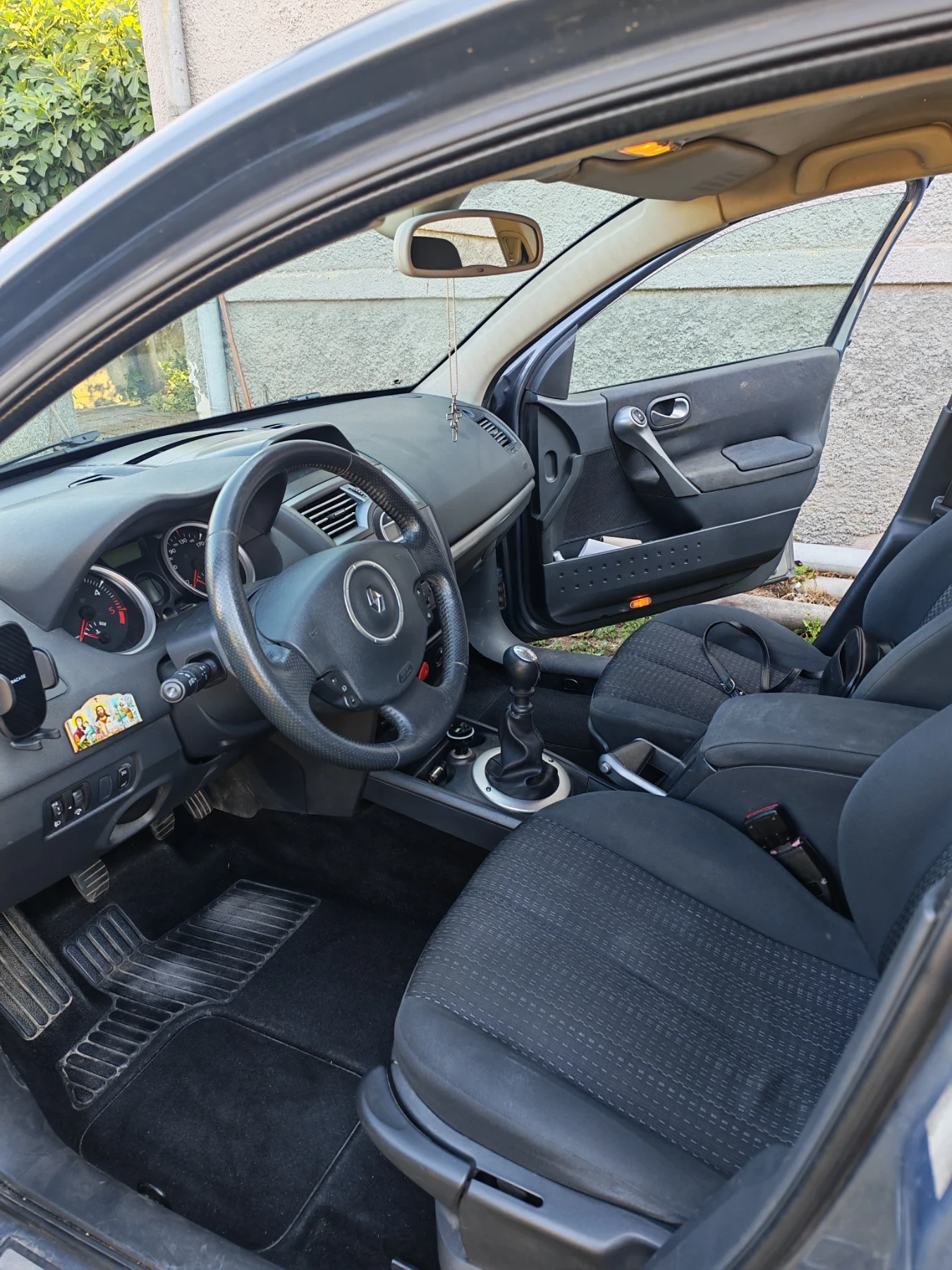 Renault Megane, снимка 14 - Автомобили и джипове - 55429624