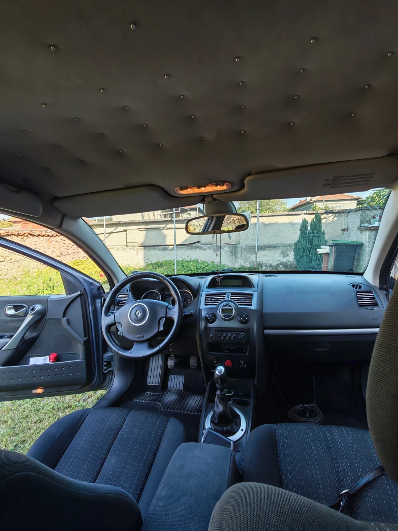 Renault Megane, снимка 17 - Автомобили и джипове - 55429624