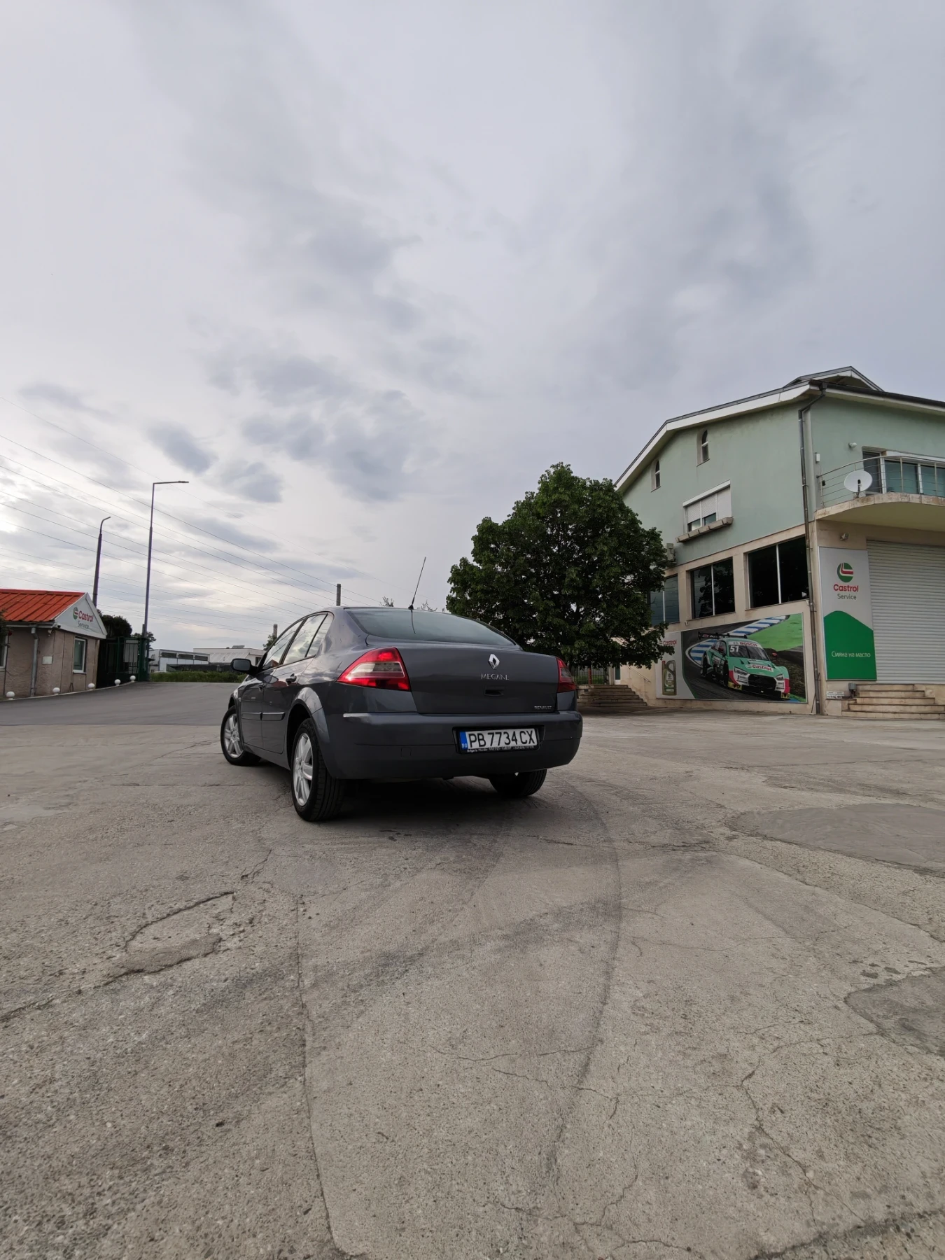 Renault Megane, снимка 5 - Автомобили и джипове - 55429624