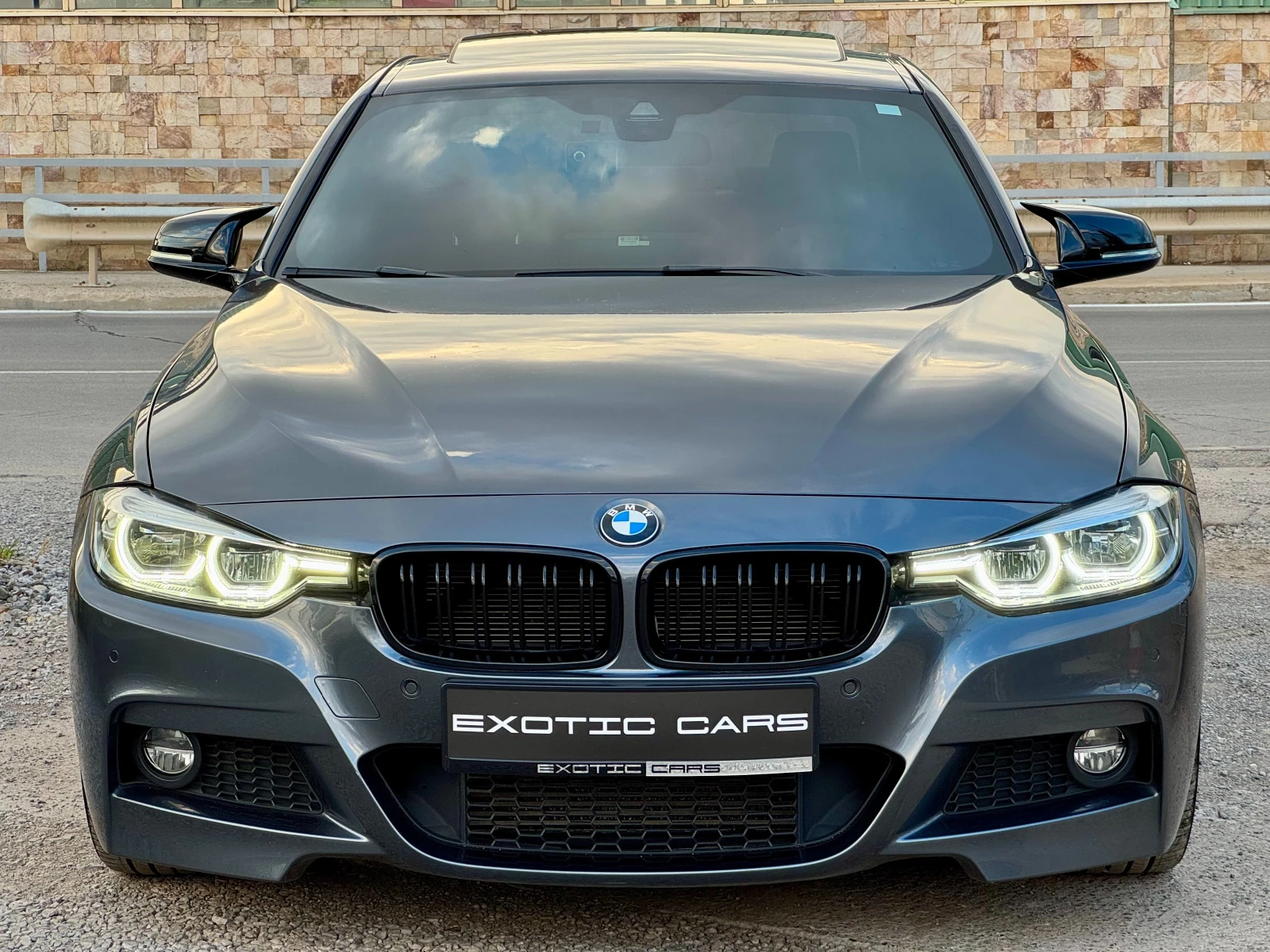 BMW 320 d RWD B47 LCI (FaceLift) ! M Pack !, снимка 2 - Автомобили и джипове - 55929779