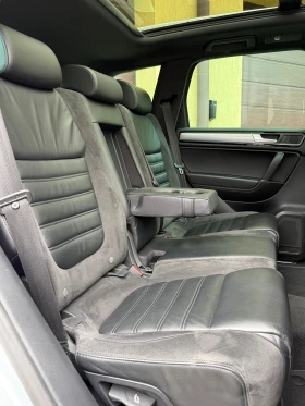 VW Touareg R-line-262ps-4x4 - 39990 лв. / 20446.56 € - 93864972 9