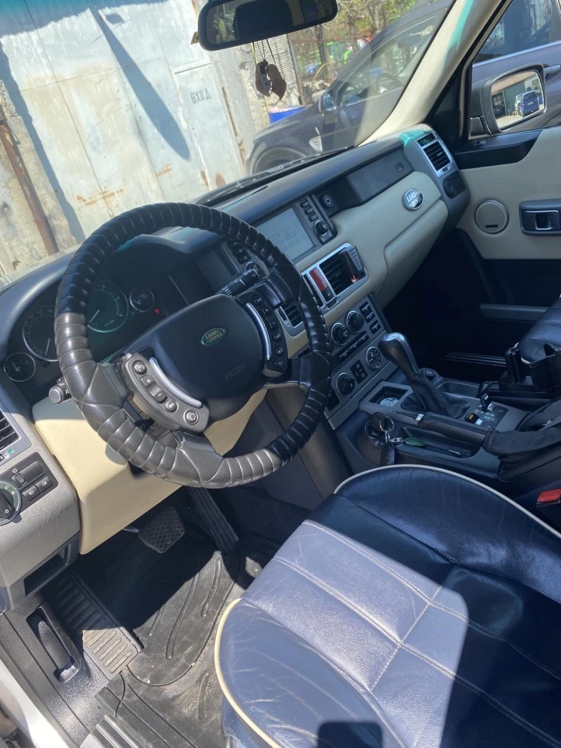 Land Rover Range rover 3.0, снимка 9 - Автомобили и джипове - 47418140