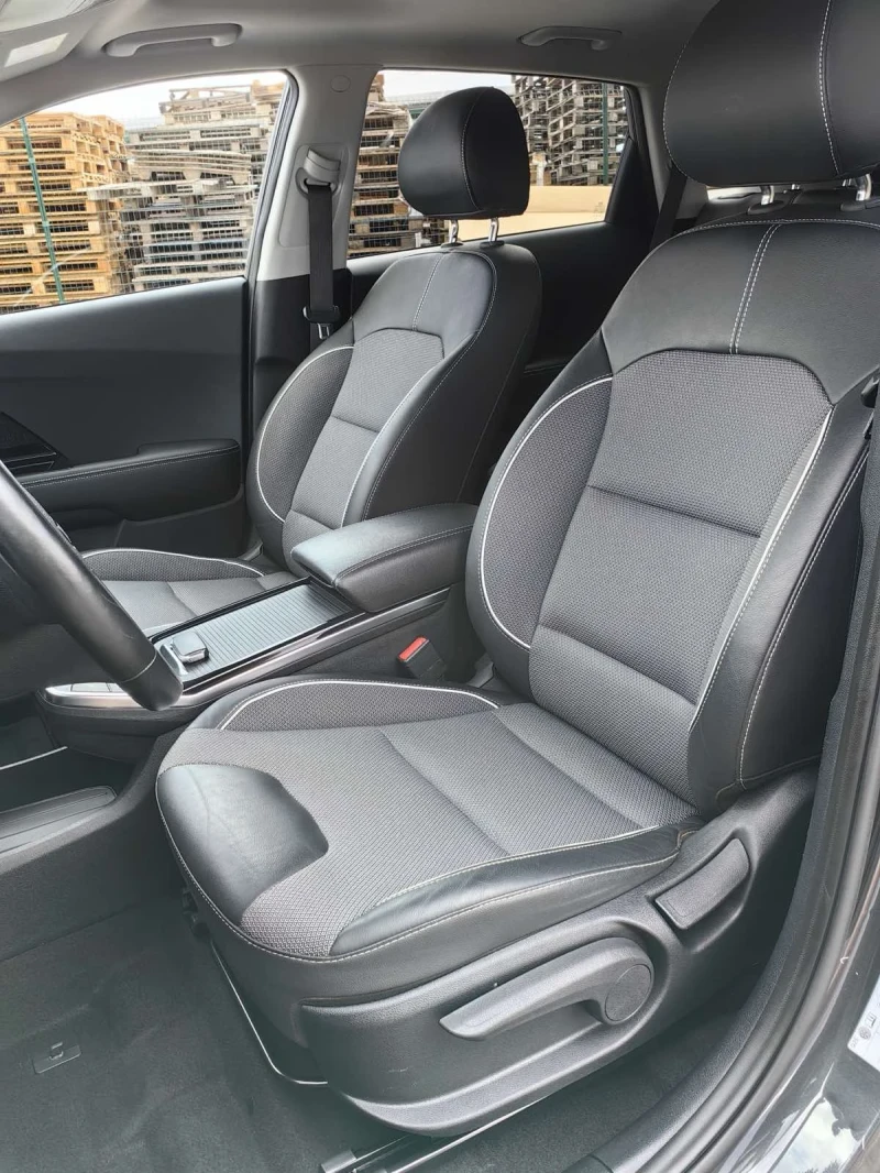 Kia Niro Термопомпа 64 KWh , снимка 15 - Автомобили и джипове - 52669294