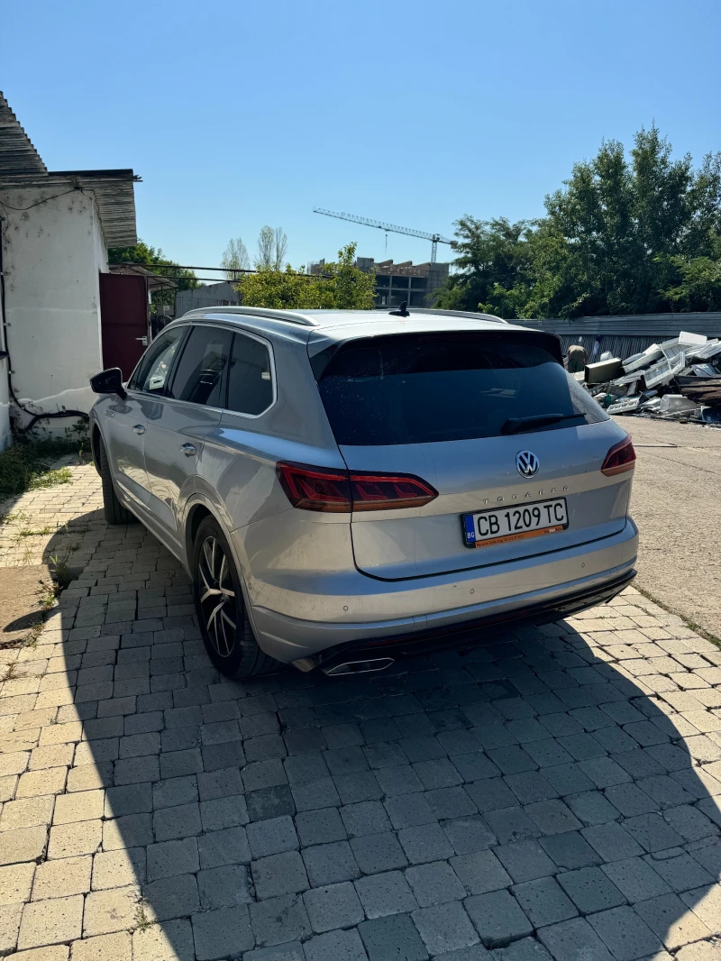VW Touareg R-Line, снимка 2 - Автомобили и джипове - 52792210