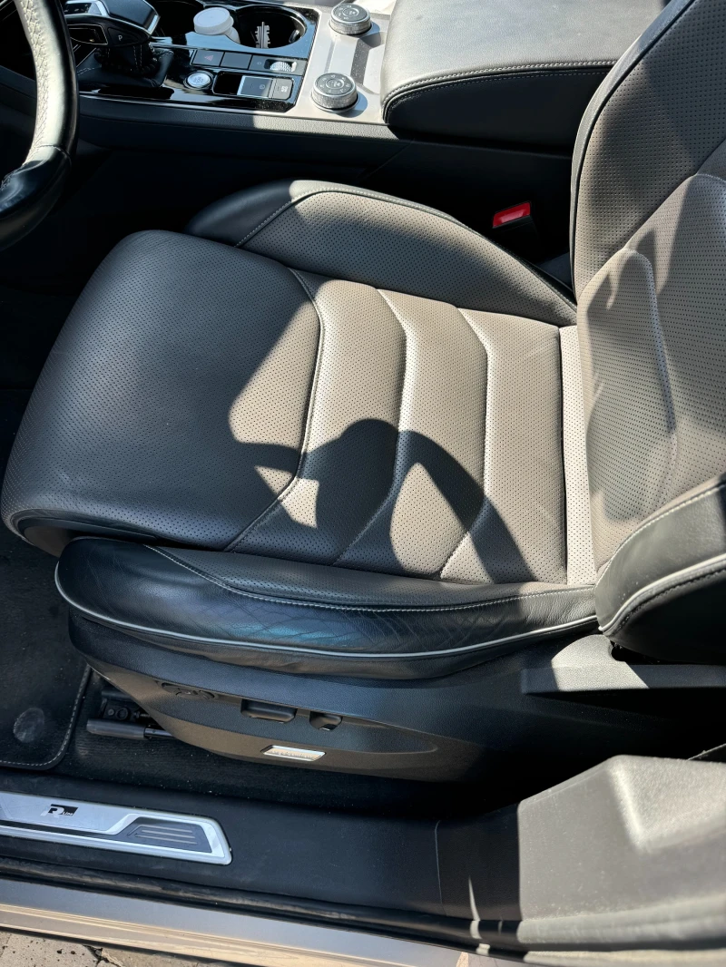 VW Touareg R-Line, снимка 3 - Автомобили и джипове - 52792210