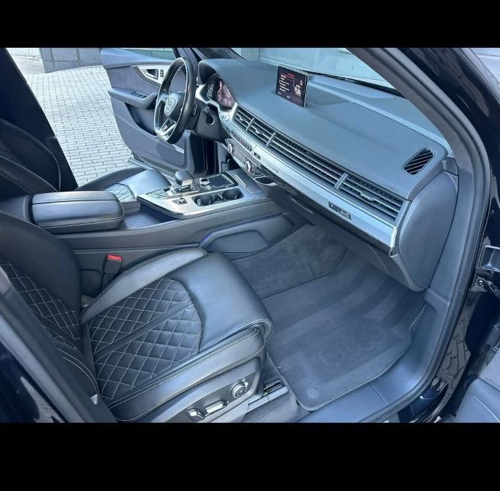 Audi SQ7, снимка 8 - Автомобили и джипове - 53851342