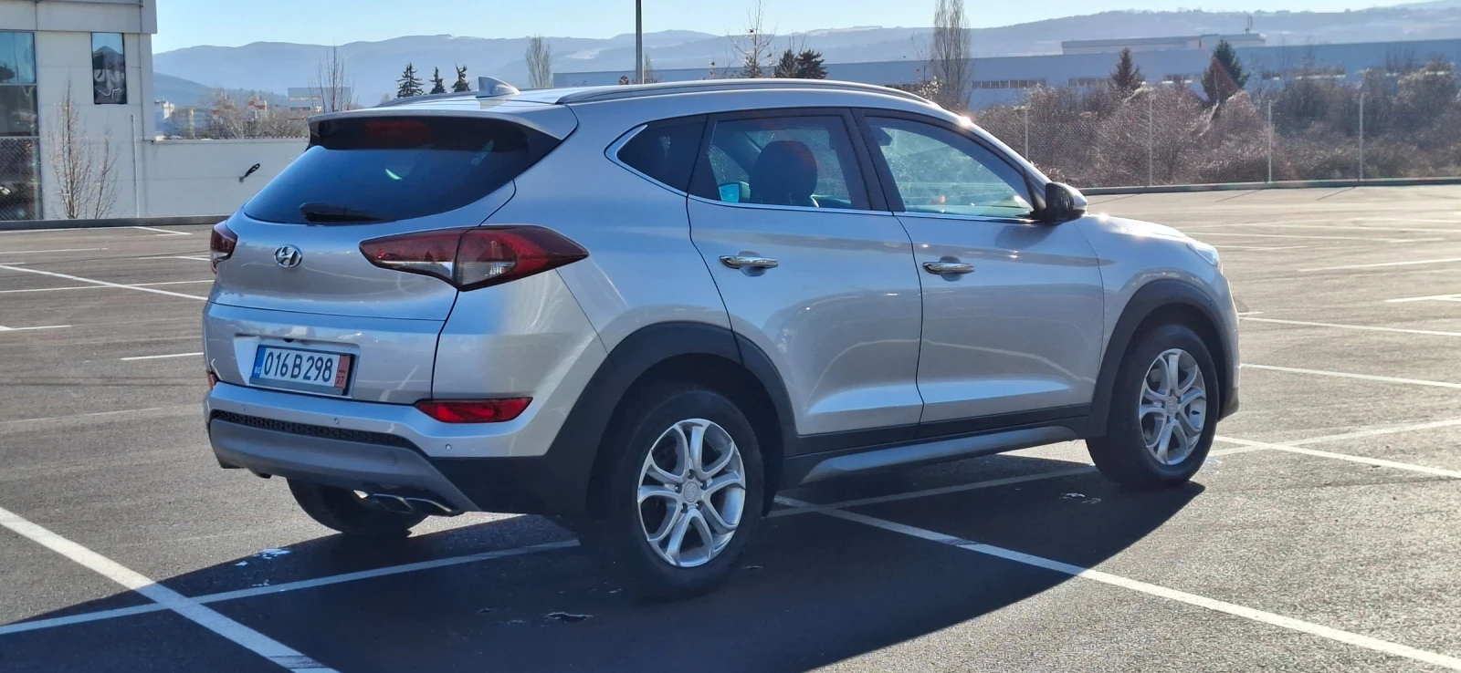 Hyundai Tucson 2.0 Awd 184kc Line  Xenon Led A��������!! | Mobile.bg � ����������� 7