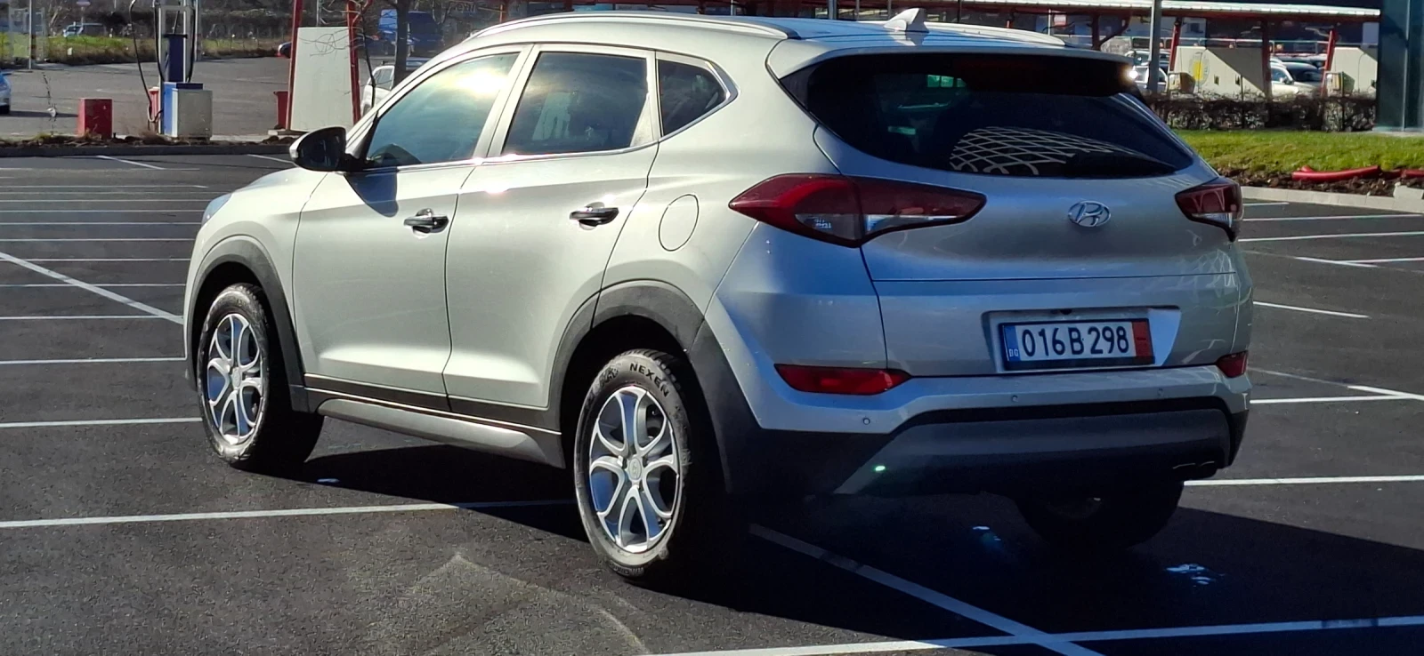 Hyundai Tucson 2.0 Awd 184kc Line  Xenon Led A��������!! | Mobile.bg � ����������� 5