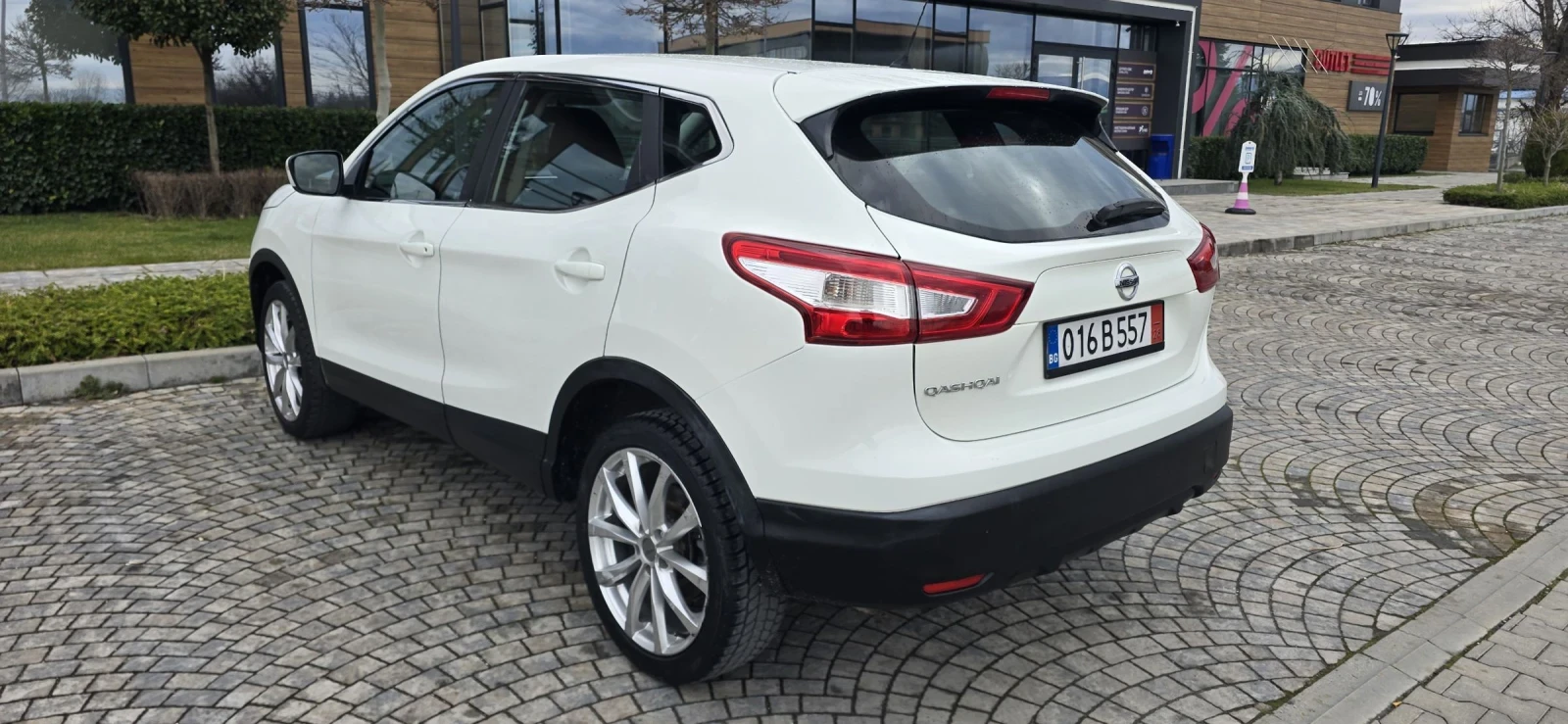 Nissan Qashqai 1.6DCI 131�.�. ������/����/��� | Mobile.bg � ����������� 4