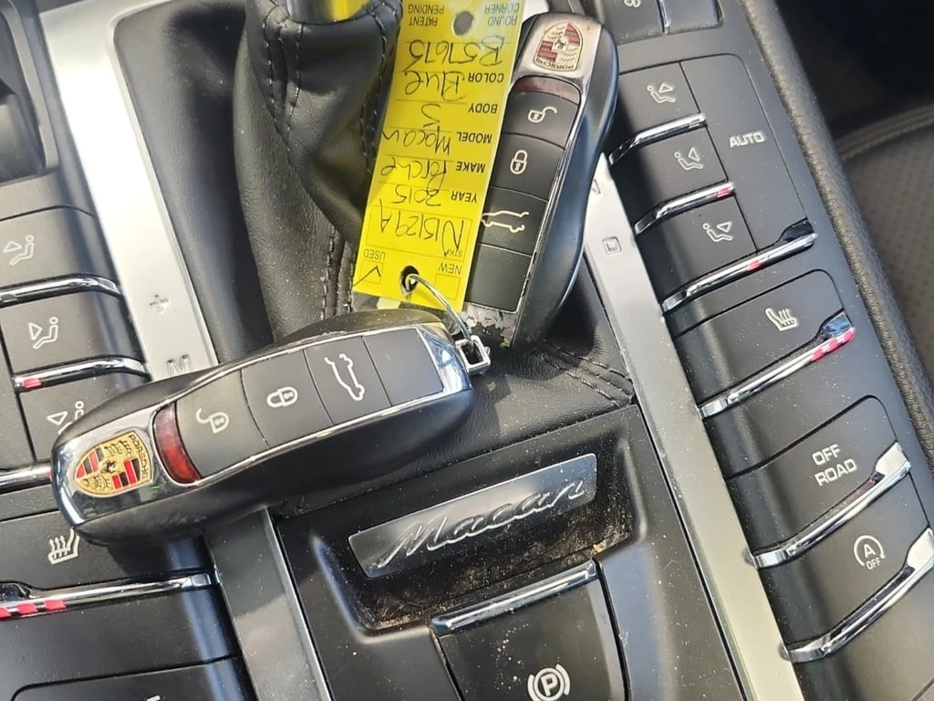 Porsche Macan * S * CARFAX * ЦЕНА ДО БГ - изображение 10