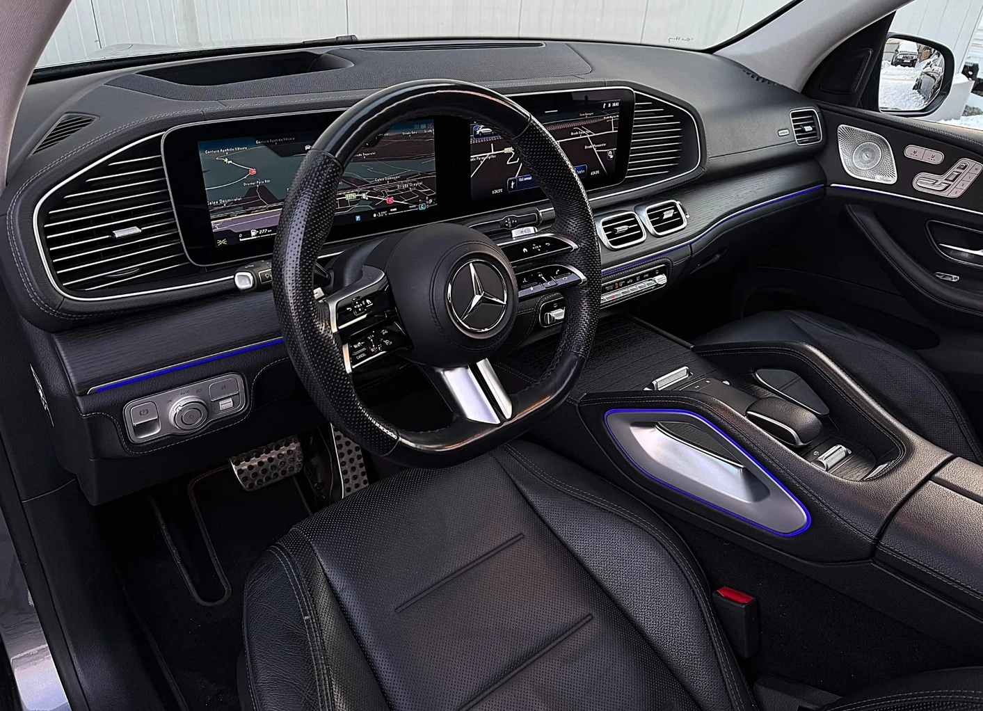 Mercedes-Benz GLE 300 d 4MATIC AMG-Line, снимка 8 - Автомобили и джипове - 54300255