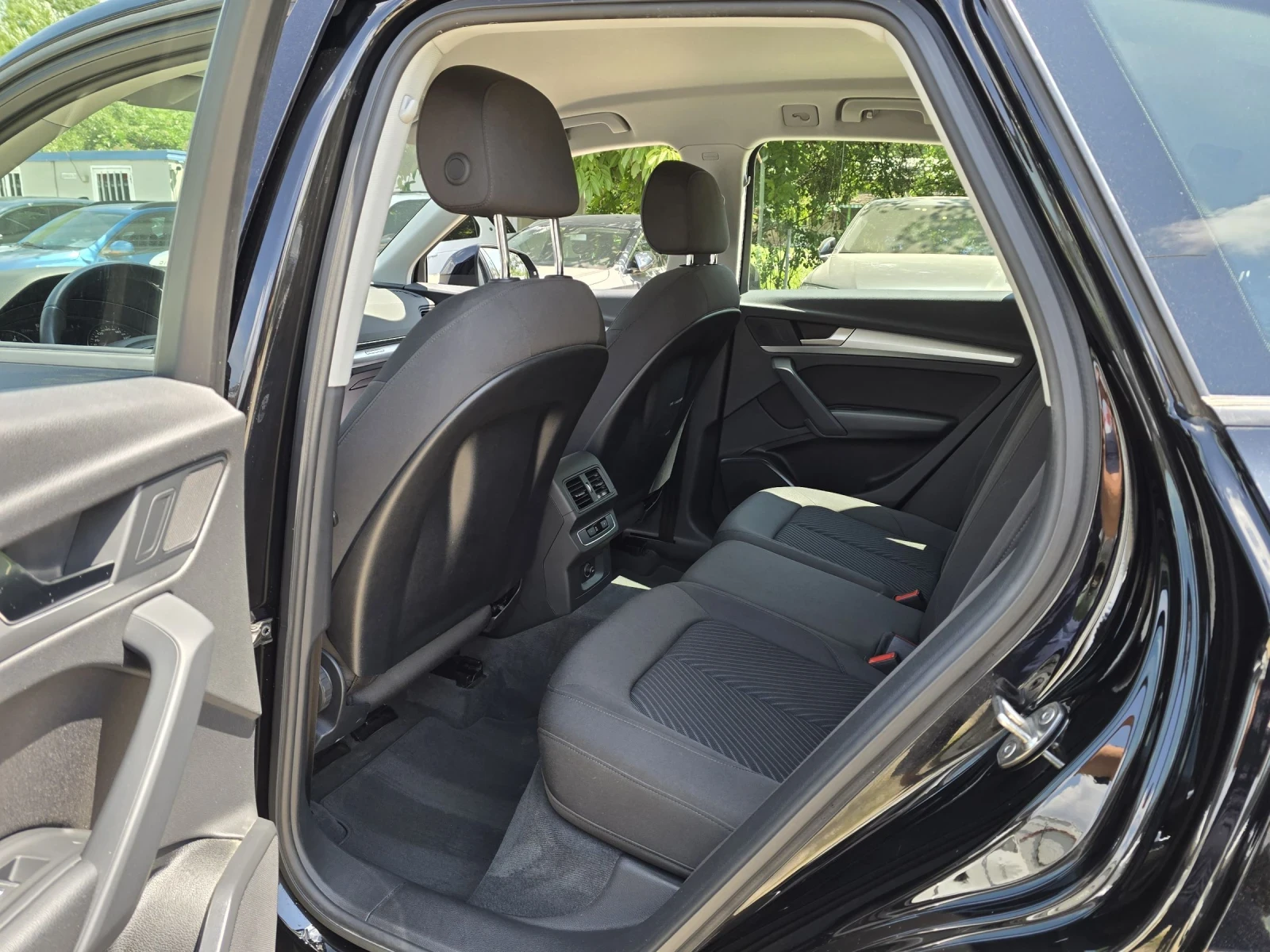 Audi Q5 40TDI 204к.с Quattro , снимка 11 - Автомобили и джипове - 55145353