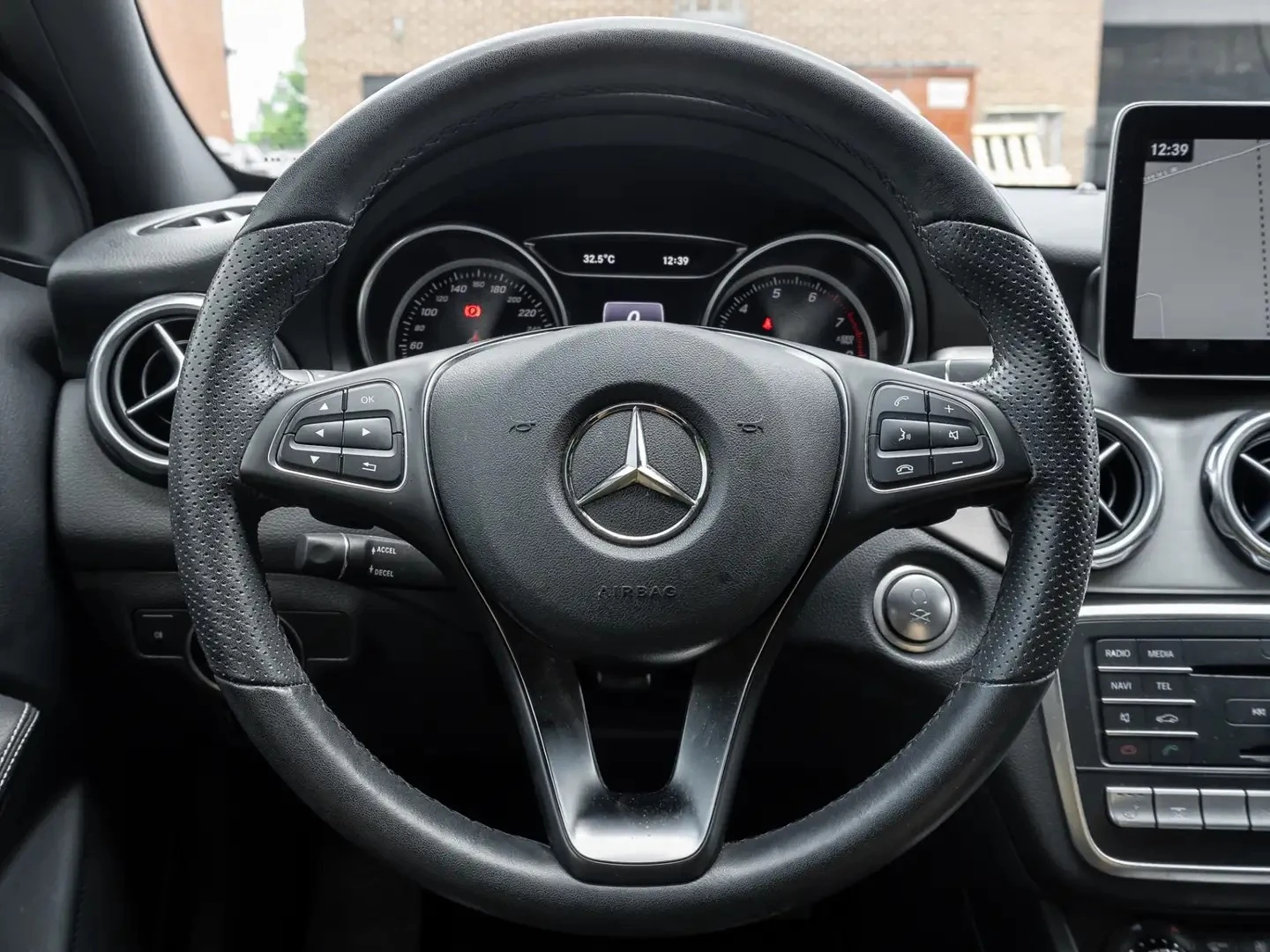 Mercedes-Benz GLA 250 4matic ЦЕНА ДО БЪЛГАРИЯ РЕГИСТРАЦИЯ & АВТОКРЕДИТ, снимка 9 - Автомобили и джипове - 55278475