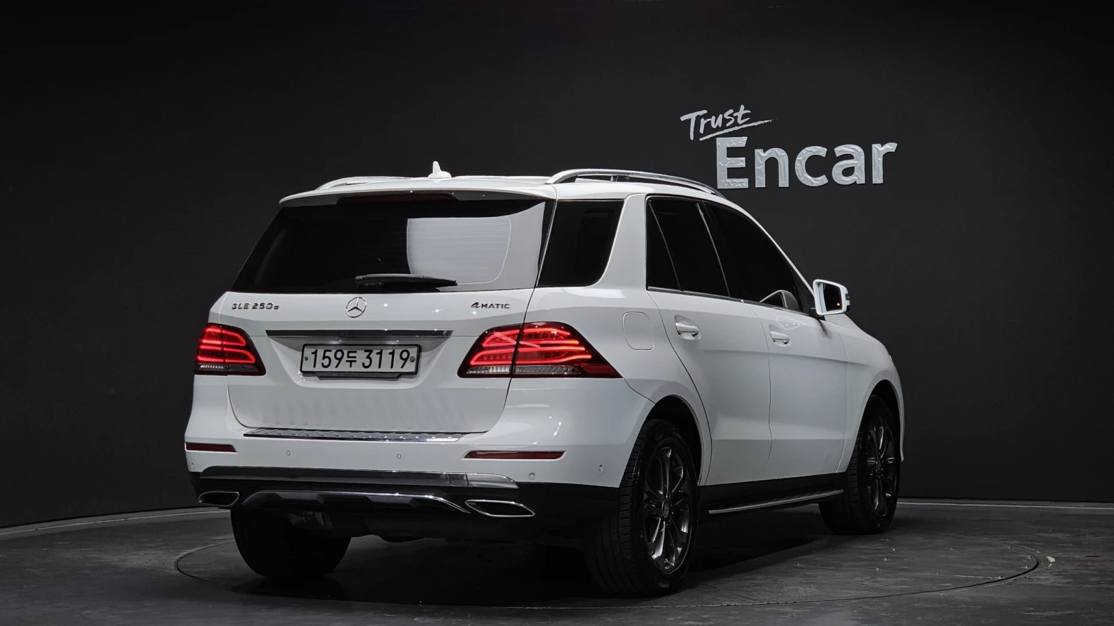 Mercedes-Benz GLE 250 ЕЛ. БАГАЖНИК* BLIND SPOT* ЛЮК* КРАЙНА ЦЕНА, снимка 2 - Автомобили и джипове - 55378917