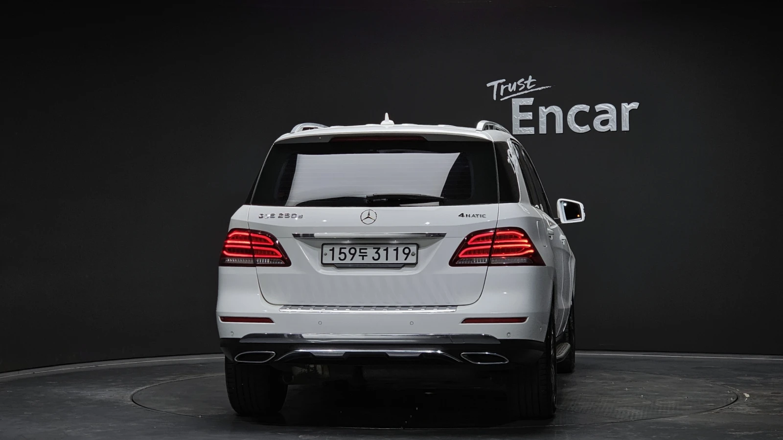 Mercedes-Benz GLE 250 ЕЛ. БАГАЖНИК* BLIND SPOT* ЛЮК* КРАЙНА ЦЕНА, снимка 4 - Автомобили и джипове - 55378917