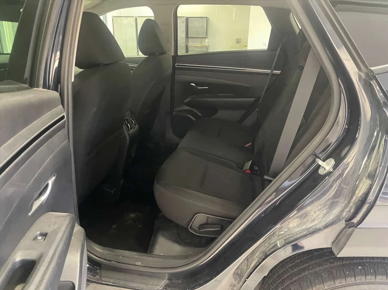 Hyundai Tucson * Preferred * АВТОКРЕДИТ * ГЛАВНО ПРЕДСТАВИТЕЛСТВО, снимка 15 - Автомобили и джипове - 56270544