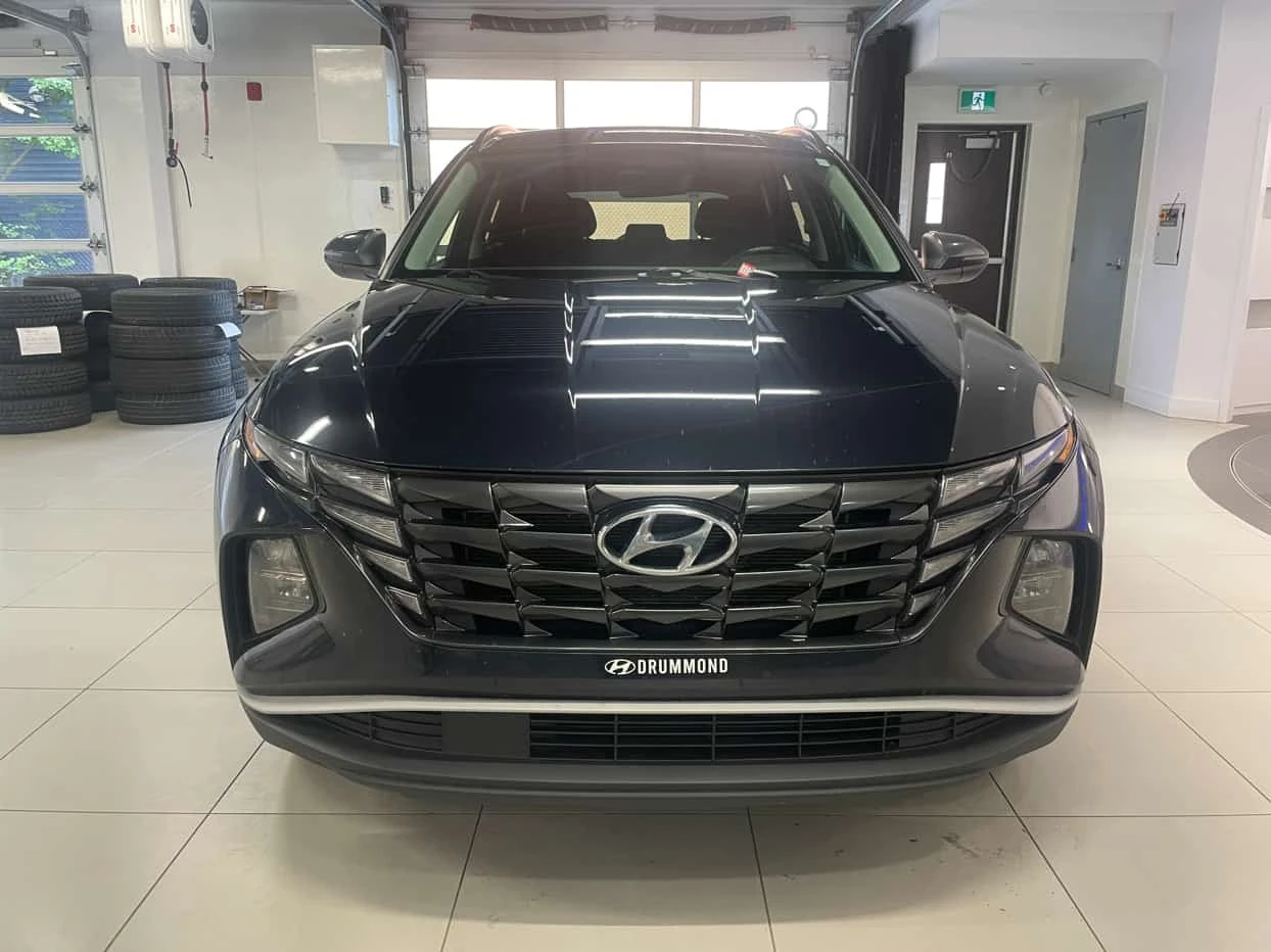 Hyundai Tucson * Preferred * АВТОКРЕДИТ * ГЛАВНО ПРЕДСТАВИТЕЛСТВО, снимка 2 - Автомобили и джипове - 56270544