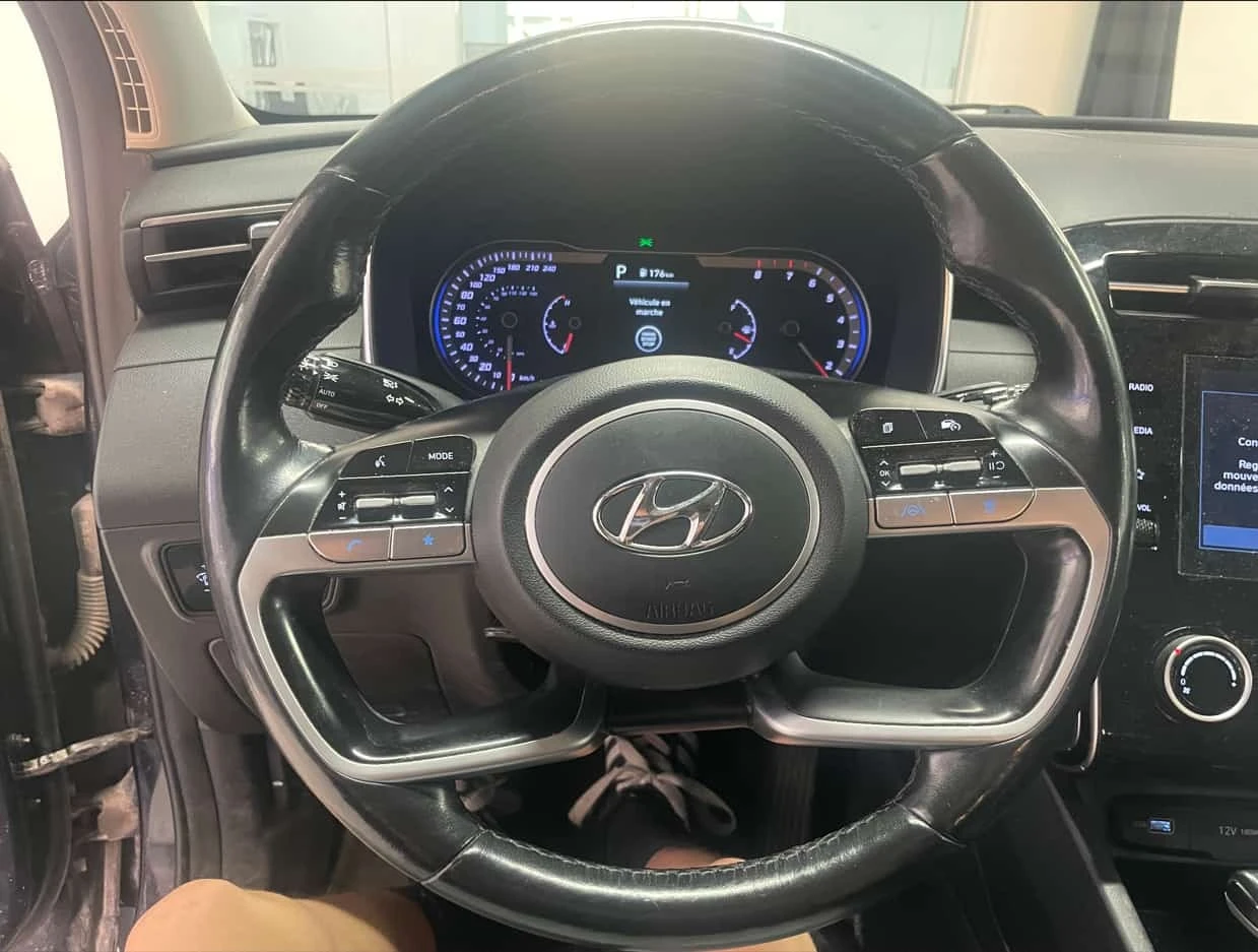 Hyundai Tucson * Preferred * АВТОКРЕДИТ * ГЛАВНО ПРЕДСТАВИТЕЛСТВО, снимка 14 - Автомобили и джипове - 56270544